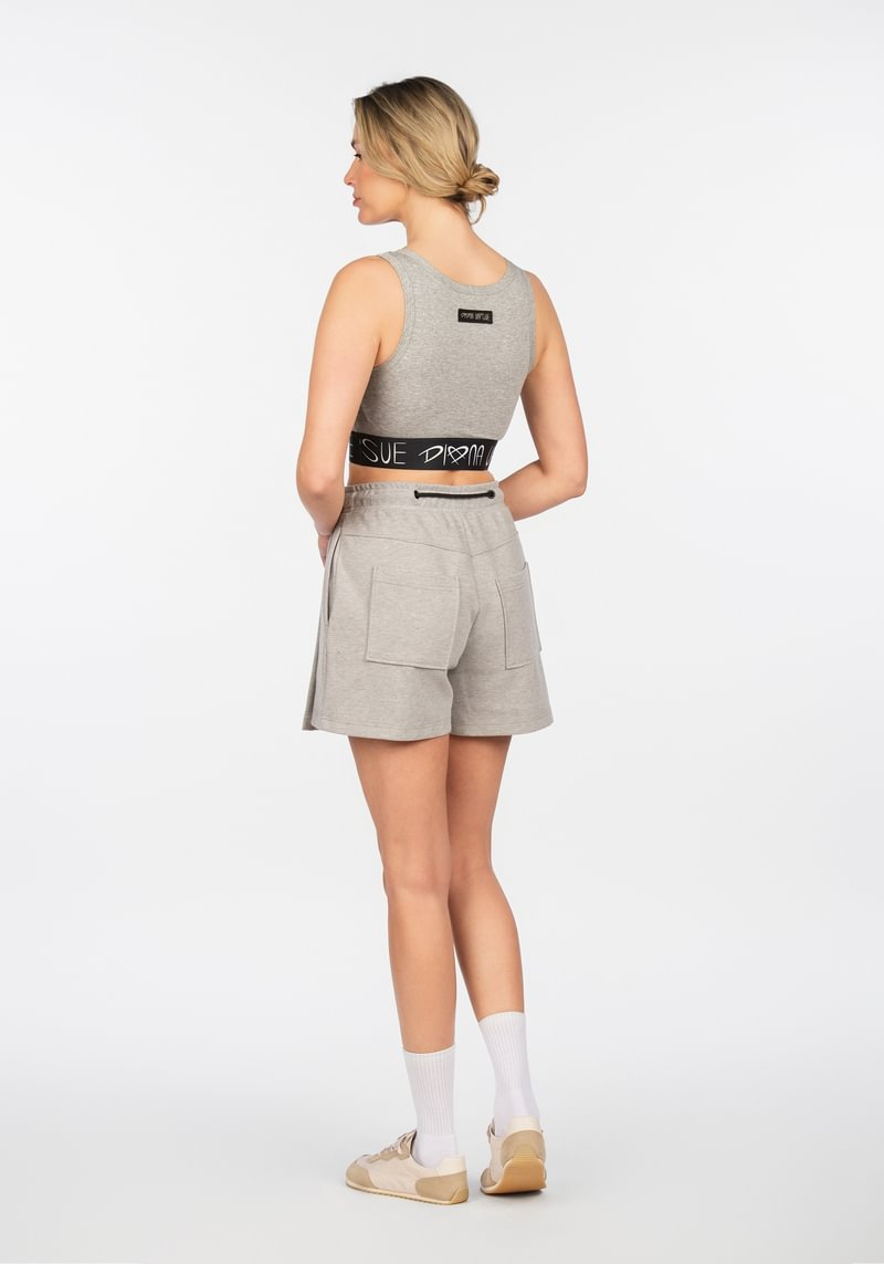 "Crop top" marškinėliai "Diana Vapsvė"