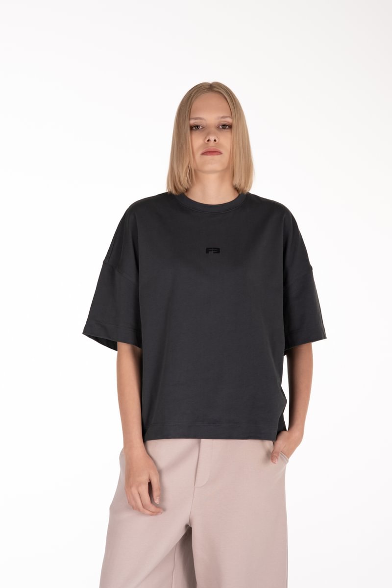UNISEX šukuotinės medvilnės marškinėliai "Raimedas Latvys"