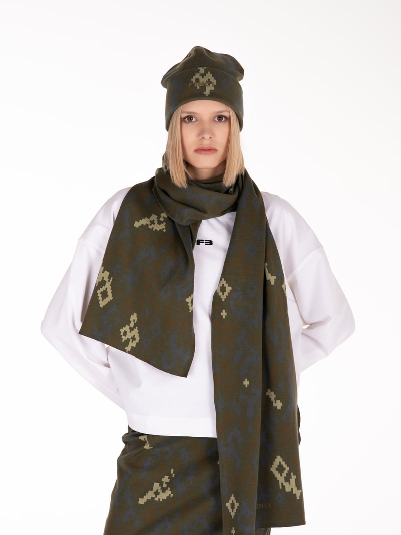 UNISEX šukuotinės medvilnės šalikas "Raimedas Latvys"