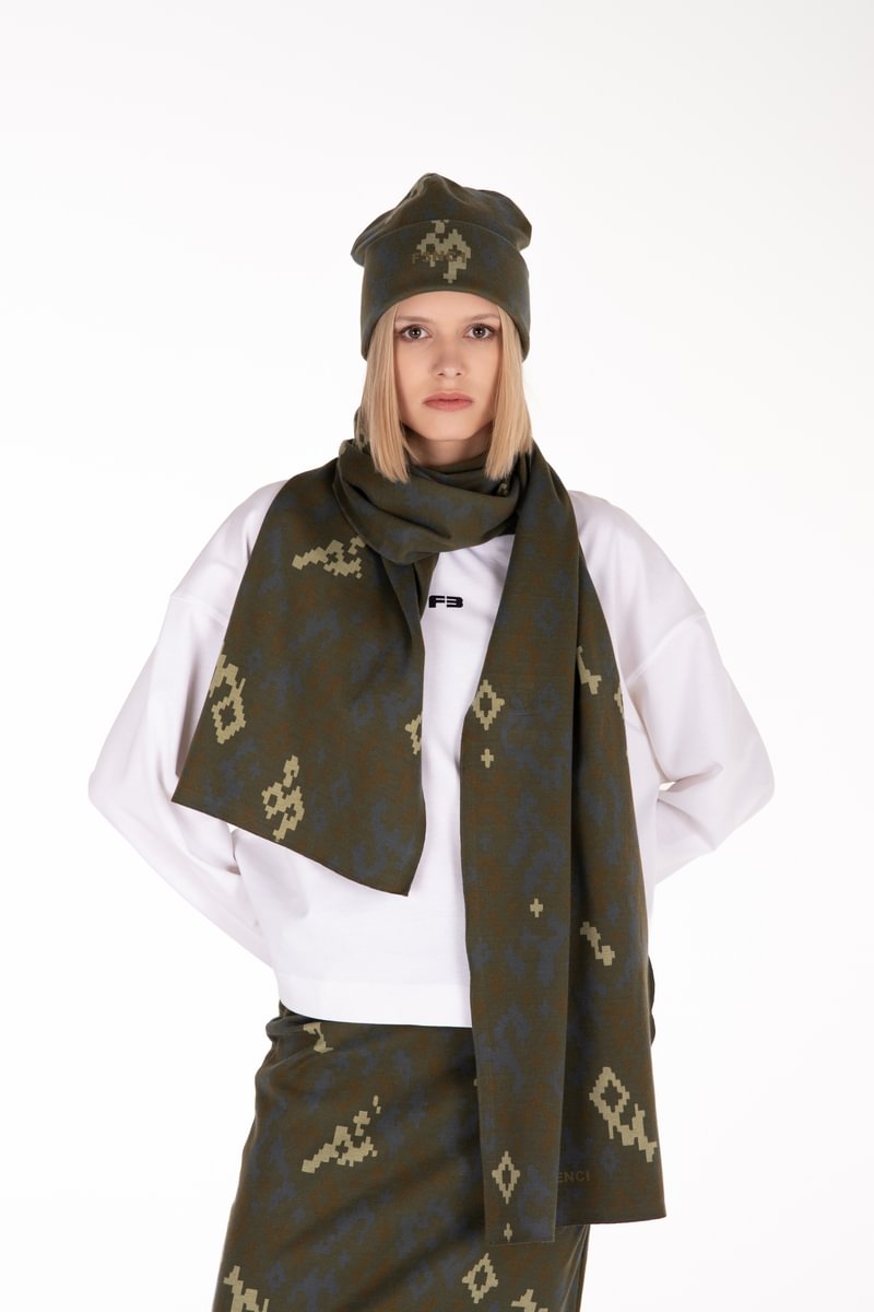 UNISEX šukuotinės medvilnės šalikas "Raimedas Latvys"